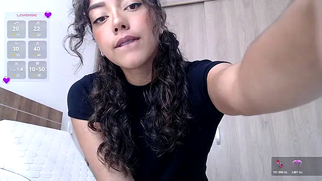 Sexy Show - video di WendySuns_ modella di cam