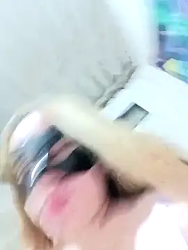 Masturbarme rixo - video by Gabyta37 cam model