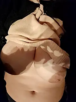 Doggy - video oleh model kamera Horny_mummy