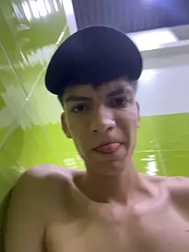 Public toilet - video di Luck__090 modella di cam