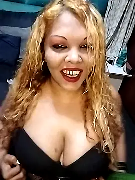 [19 Dec 22:41] Private Show - video di hemilynthomas2467 modella di cam