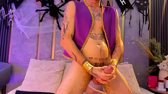 halloween time!! dirty and horny cum (pvt) - video của người mẫu cam NikoStone_