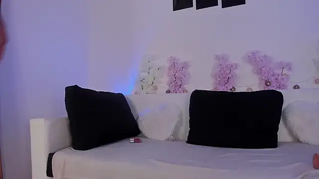 Fuck your secretary - video by HoneyKissy cam model