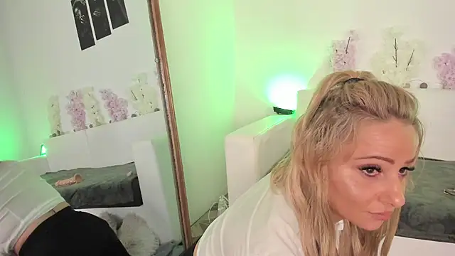 Office girl with glasses fucking and sucking - video by HoneyKissy cam model