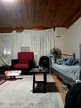 [3 Jan 22:11] Public Show - vídeo de la modelo de cam Meliwem12