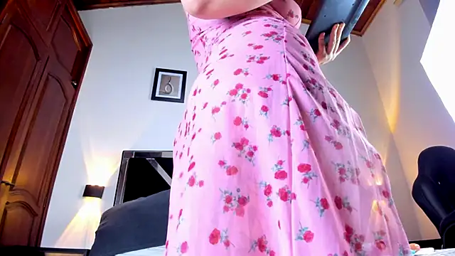 [4 Sep 11:56] Public Show — filmik EvhaLove, modela(-lki) na kamerkach