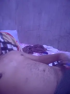 [29 Dec 20:37] Public Show - vídeo de la modelo de cam paringbudol