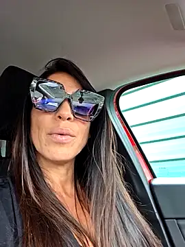 Leccando gli stivali 👢 - video di sexy7883 modella di cam