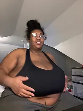 Undressed dancing 💃🏽 🥰🩵❤️ - video by bunbun420247 cam model