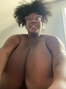 Boobs please 😁❤️🩵🥰