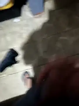 [15 Sep 05:14] Public Show – video od webkamerové modelky Aaia93