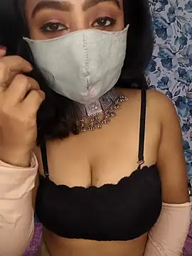 Pussy fingring and squirt - video by _DesigirlRoshni cam model