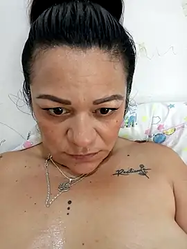 Rich daddy - video av Massiel_77 cam model