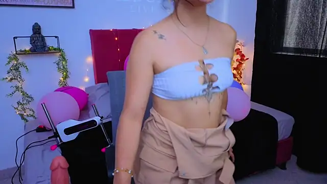 toplesss  😈😈😈 - video by Nathi_Medusa cam model