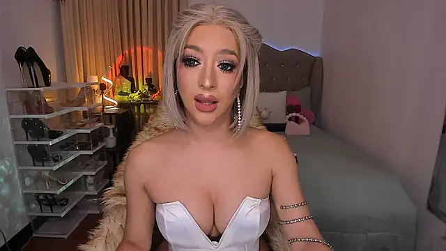 [22 Jan 19:09] Private Show– GoddessTransContessa kameramodell videója