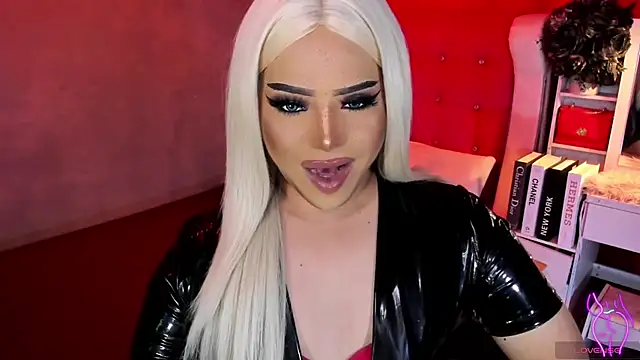 A HOT SHOW
