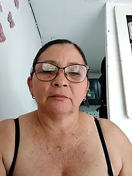 [11 Sep 12:30] Private Show - marfil_milf 캠 모델의 동영상