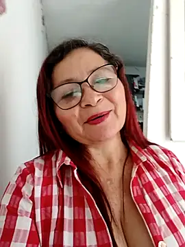 [14 Sep 14:02] Private Show - marfil_milf 캠 모델의 동영상