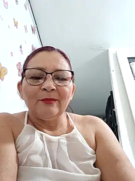 [12 Nov 10:37] Private Show - marfil_milf 캠 모델의 동영상