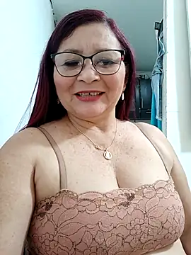 [19 Nov 11:13] Private Show - marfil_milf 캠 모델의 동영상