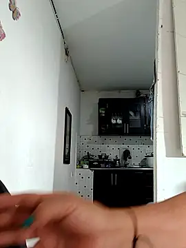 [28 Nov 15:50] Private Show - marfil_milf 캠 모델의 동영상