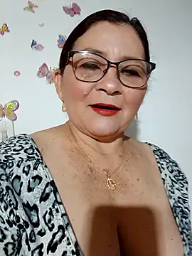 [9 Dec 09:45] Private Show - marfil_milf 캠 모델의 동영상