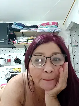 [13 Dec 12:27] Private Show - marfil_milf 캠 모델의 동영상