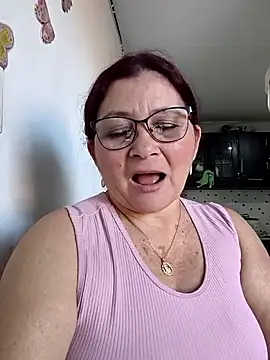 [31 Dec 15:34] Private Show - marfil_milf 캠 모델의 동영상