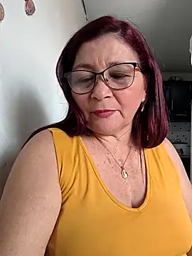 [2 Jan 13:19] Private Show - marfil_milf 캠 모델의 동영상