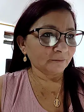 [3 Jan 19:24] Private Show - marfil_milf 캠 모델의 동영상