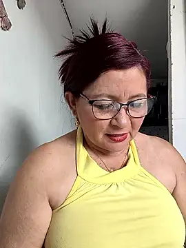 [5 Jan 12:32] Private Show - marfil_milf 캠 모델의 동영상