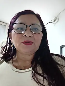 [8 Jan 12:47] Private Show - marfil_milf 캠 모델의 동영상