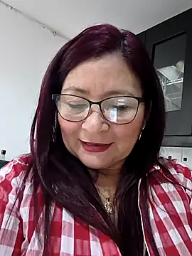 [10 Jan 10:35] Private Show - marfil_milf 캠 모델의 동영상