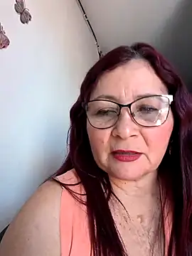 [16 Jan 10:06] Spy Show - vídeo de la modelo de cam marfil_milf