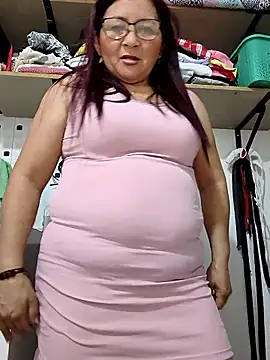 [18 Jan 12:27] Private Show - clip cu marfil_milf model videochat