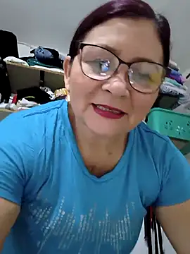 [19 Jan 17:10] Private Show - clip cu marfil_milf model videochat