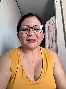 [21 Jan 12:23] Private Show - відео від вебкаммоделі marfil_milf