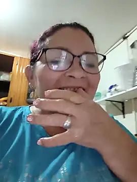 [28 Jan 17:11] Private Show - video by marfil_milf cam model