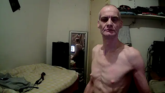 [8 Oct 20:07] Public Show – video od webkamerové modelky hobybobbi