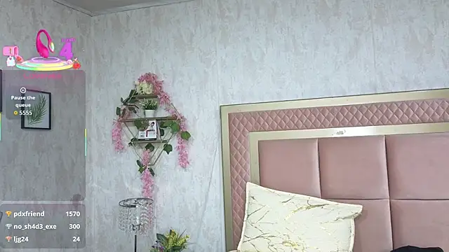 . - vidéo du modèle de showcams RobinBennett