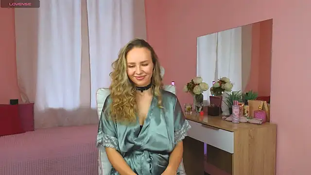 Hot dance and naked