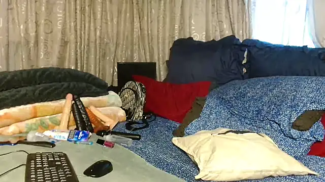 [23 Dec 18:26] Private Show - video by Bustyboobs02xx cam model