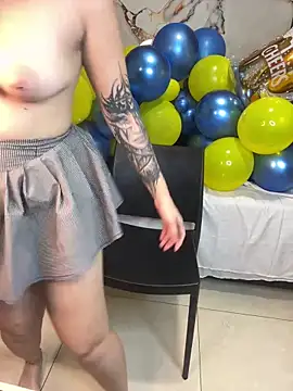 Exclusive – видео вебкам-модели Megann_19_