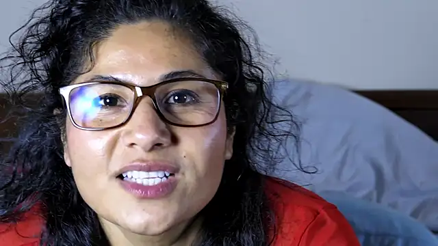 [1 Nov 23:27] Private Show - video by juicyteacher cam model