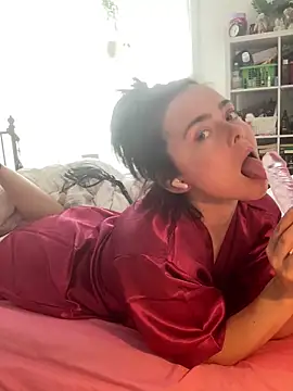 [25 Oct 13:26] Private Show - video by Mia_Winters cam model