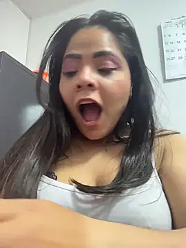 naughty on the floor - video by ROUSE_SINCLAIR cam model