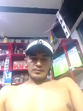 [30 Jun 22:52] Public Show– D1ogh0 kameramodell videója