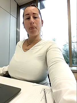 [23 Dec 11:07] Private Show - video di bichota85 modella di cam