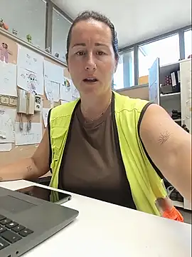 [15 Jun 13:16] tetas y axilas