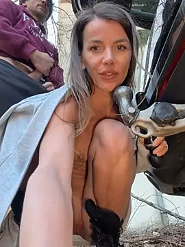 Duck hook and squirt and creampie pussy public - vídeo de la modelo de cam fit_vic